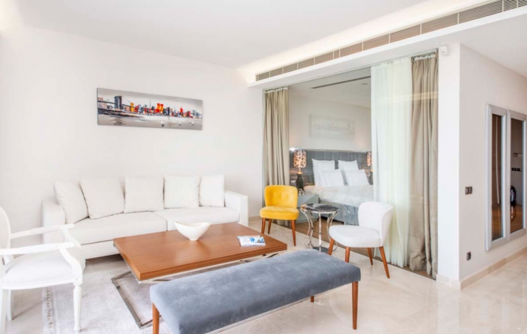 Bodrum Turgutreis Swiss Otel De Satilik Deniz Manzarali Rezidans