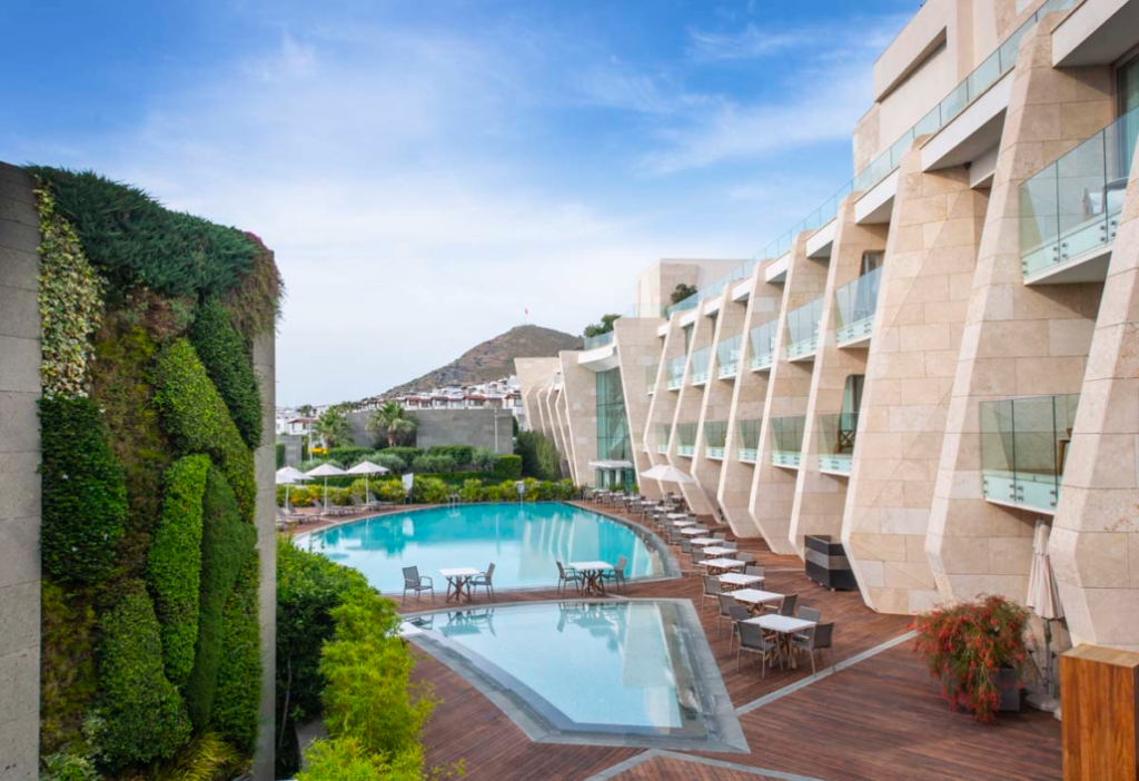 BODRUM TURGUTREİS SWİSS OTEL�DE SATILIK BAHÇELİ FIRSAT REZİDANS!