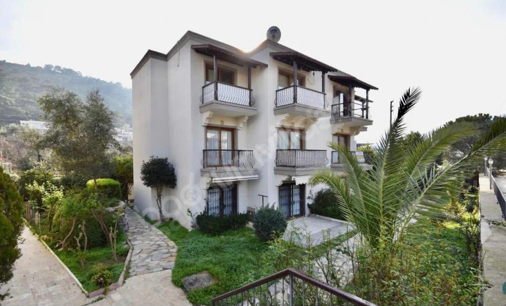 TORBA�DA FERAH 2+1 DAİRE
